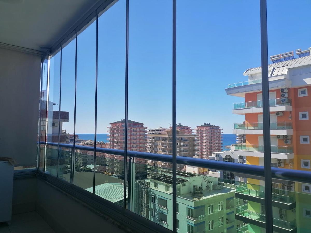 Апартаменти Cozy Sea View Next To The Beach, In The Mid Of The Market, Saturday Bazar, Restaurants & Bars Etc, Alanya Mahmutlar! Екстер'єр фото