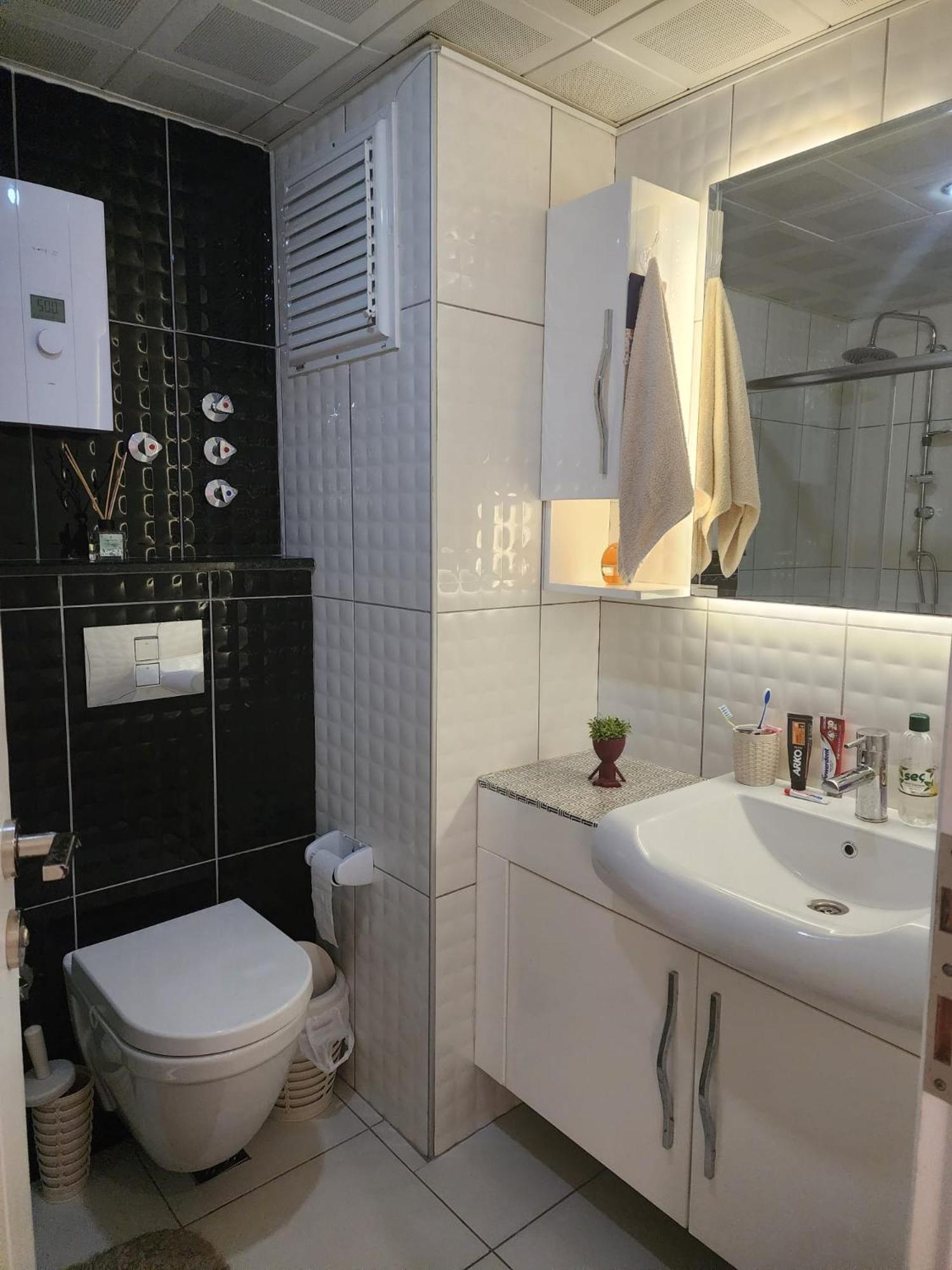 Апартаменти Cozy Sea View Next To The Beach, In The Mid Of The Market, Saturday Bazar, Restaurants & Bars Etc, Alanya Mahmutlar! Екстер'єр фото